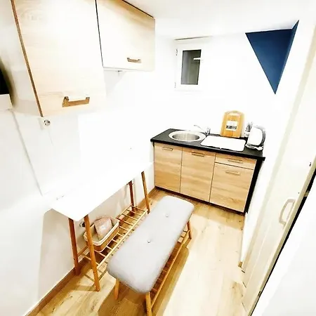 Apartment Velestinou Private Maisonette *