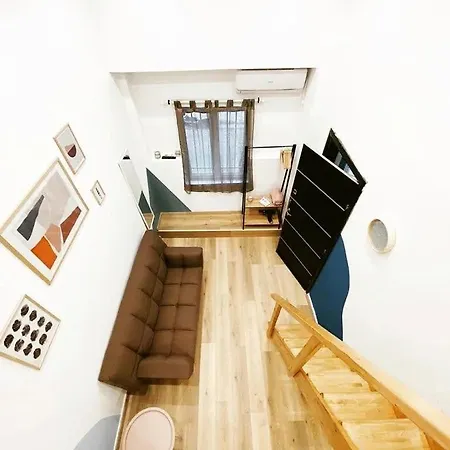 Apartment Velestinou Private Maisonette